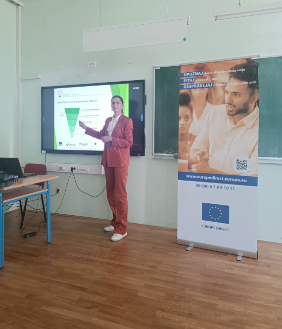 U Opuzenu održana edukacija i volonterska akcija čišćenja okoliša povodom obilježavanja Dana planeta Zemlje